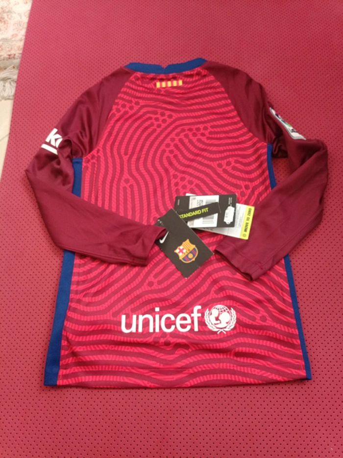 Maillot de foot FC Barcelone, Nike Authentique Officiel taille enfant 6/8 ans, Neuf - photo numéro 12