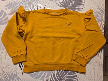 Pull jaune