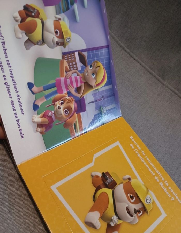 Livre cartonné pat patrouille les couleurs - photo numéro 4