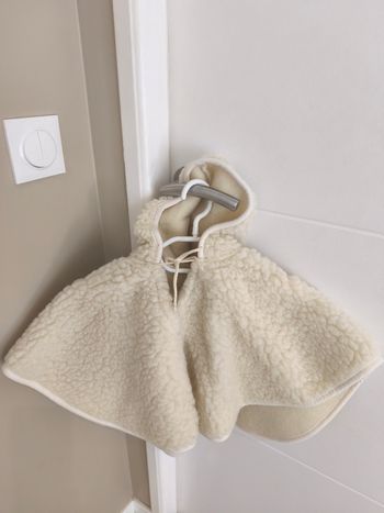 Poncho laine mouton 100%