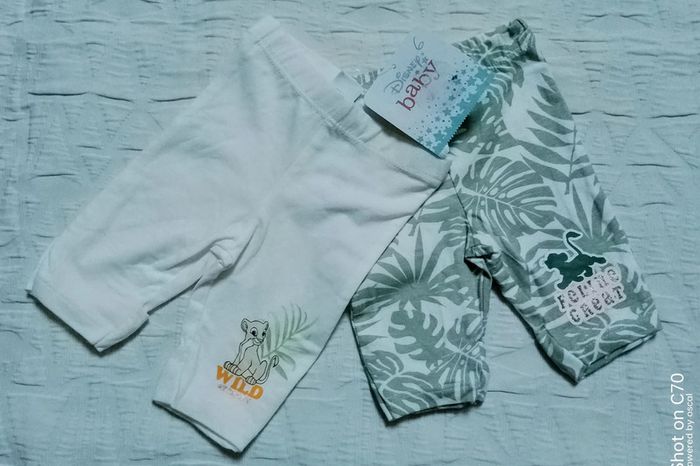 Disney lot 2 legging Simba roi lion 3 mois