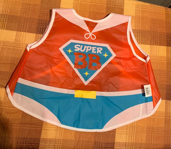 Lot vêtements combi short,maillot short et tablier - photo numéro 6