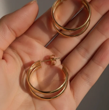 Créoles élégantes 25 mm plaquées or 14 cara