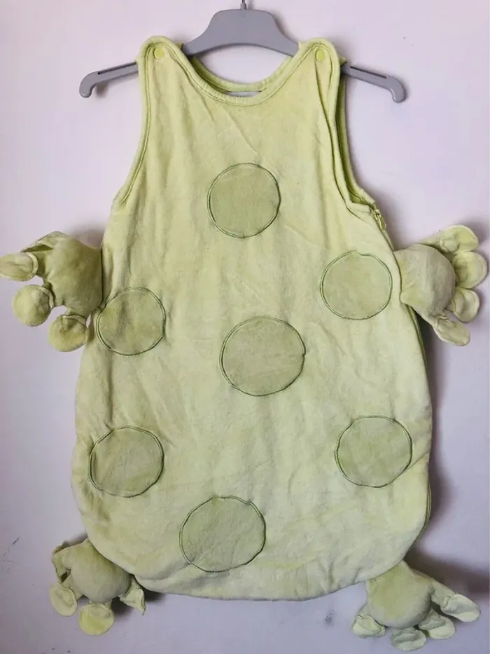 Gigoteuse forme grenouille