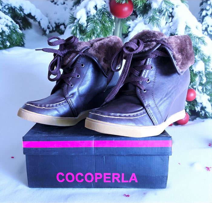 COCOPERLA - NEW - BOTTILLONS A LACETS FEMME CHOCOLAT REVERS FAUSSE FOURRURE 38 - photo numéro 2