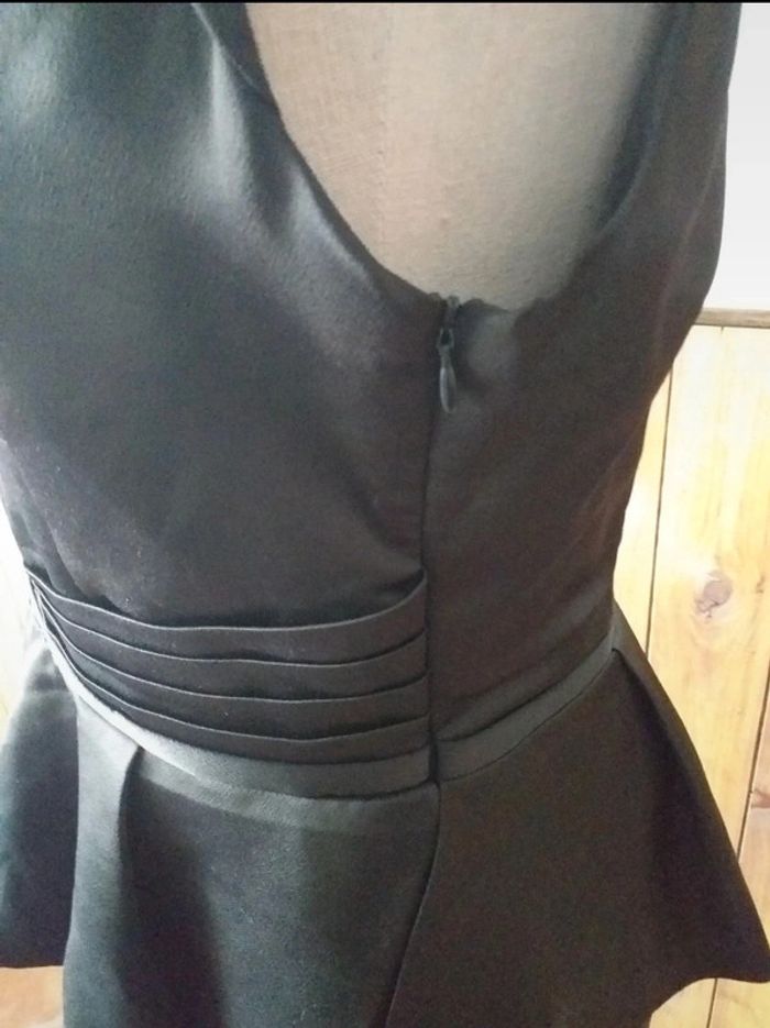 Robe noire - photo numéro 6