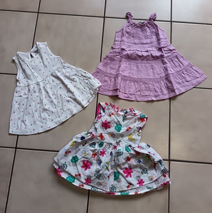 Lot vêtements été bébé fille 6 mois - photo numéro 2