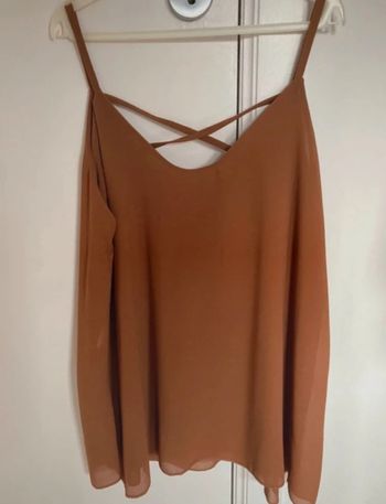 Magnifique haut doublé à bretelle || made in Italy || taille S