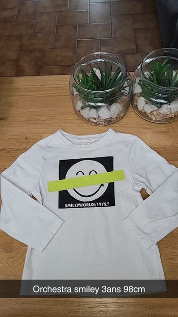 Tee-shirt smiley