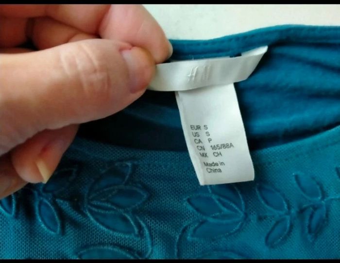 Haut manches 3/4. Femme. H & M. 
Taille 36 - photo numéro 9