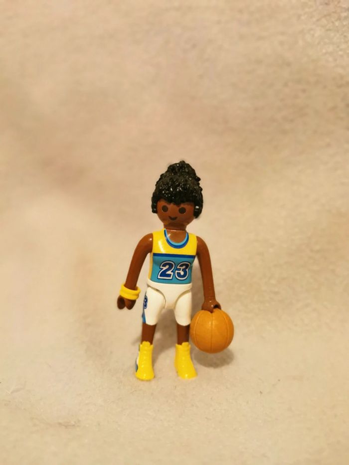 Playmobil basketteuse