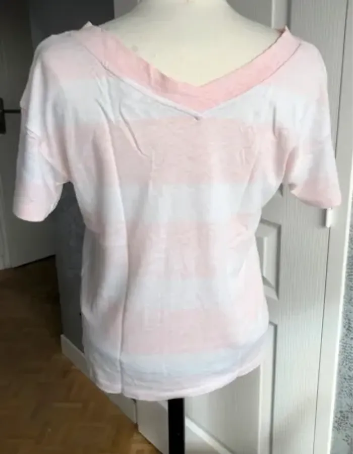 Tee-shirt esprit Rose pale et blanc - photo numéro 2