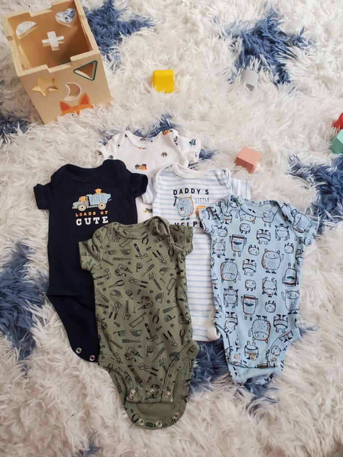 Lot bodies neuf naissance