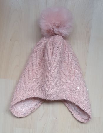 Bonnet rose argenté à pompon (Taille 53Cm) / Chaussea