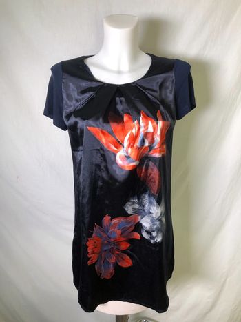 Tunique satinée Promod bleu marine motifs fleurs taille M / 38 40 très bon état