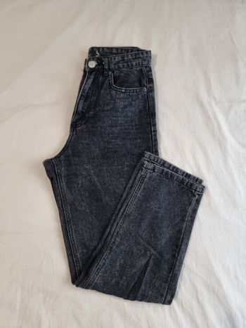 Jean mom noir