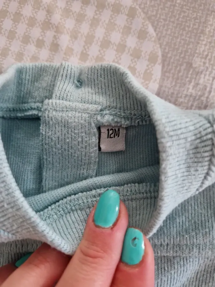 Pull 12 mois - photo numéro 2