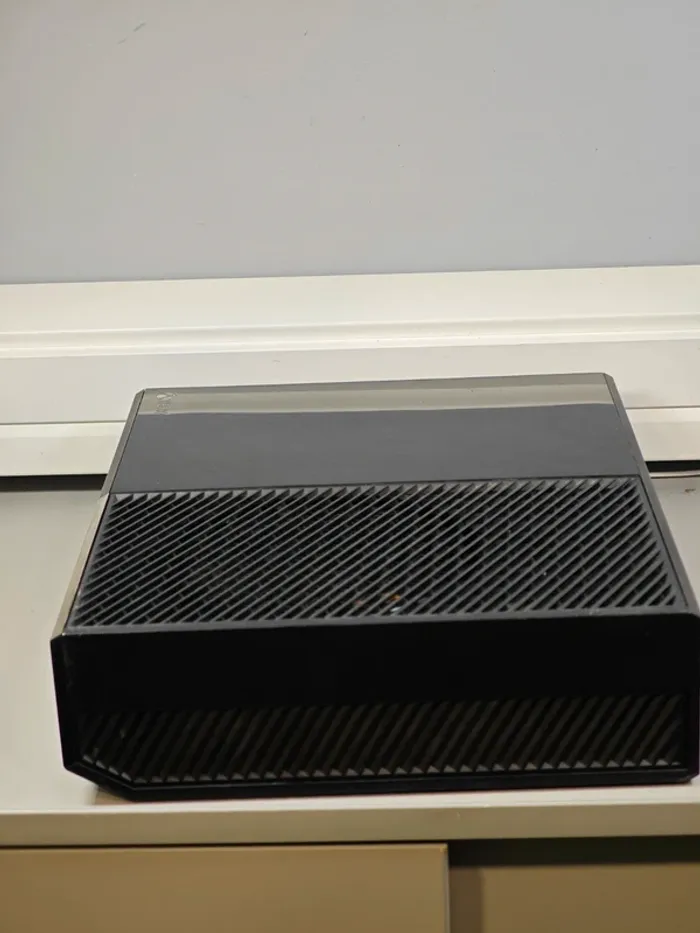 Console XBox One 500Go sans manette - photo numéro 8