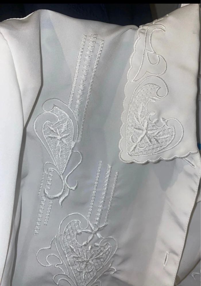 Chemise blanche brodée Taille 46 - photo numéro 9