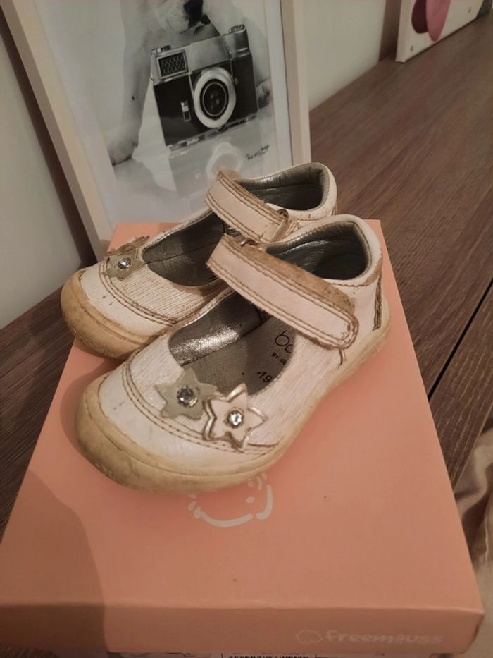 Chaussure blanche p19 - photo numéro 3