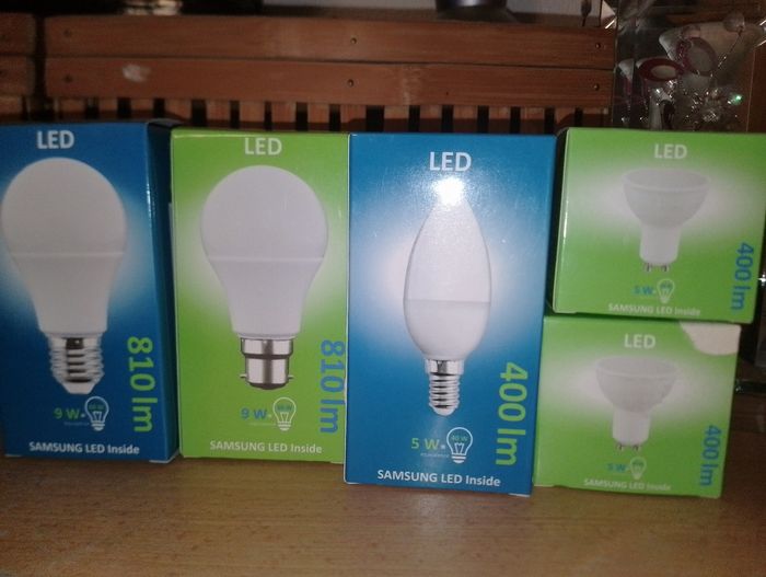 Ampoule neuve Samsung led inside
B22 E27 GU10 E14
8 euro pièce - photo numéro 2