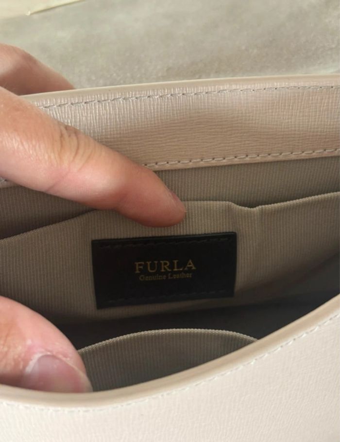 Ensemble sac à main bandoulière et porte monnaie Furla nude - photo numéro 11