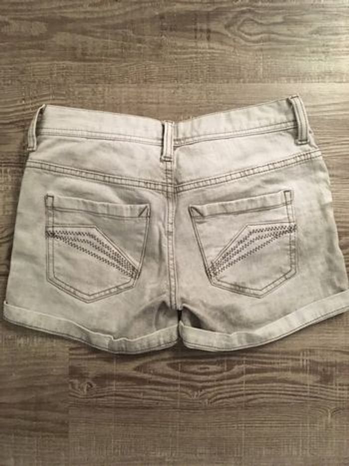Short beige gris XS/S - photo numéro 3