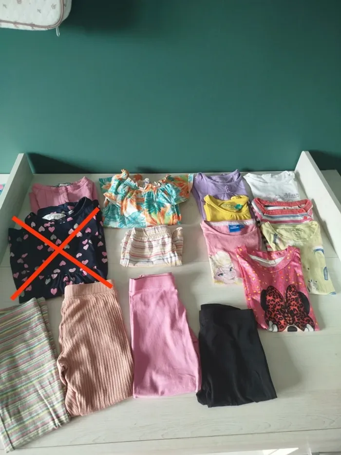 Lot fille 4 ans