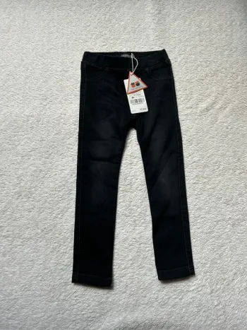 Jeans Canada House