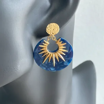 Boucles d’oreilles bleues nacrées pendantes en acier inoxydable (chirurgical) doré