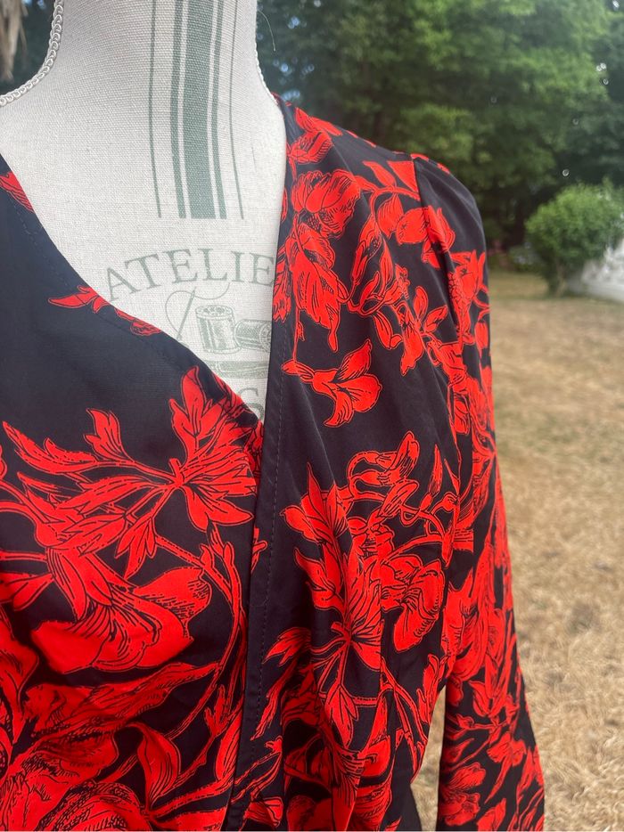 Bodie chic noir et rouge - photo numéro 2