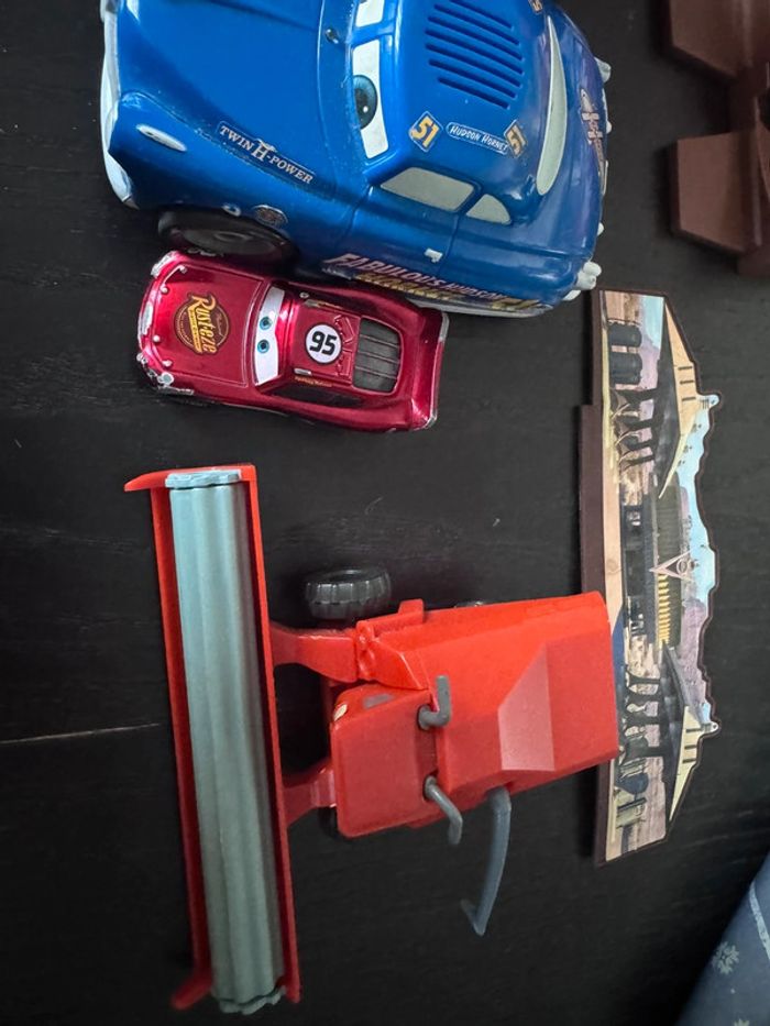 Voitures cars et accessoires - photo numéro 3