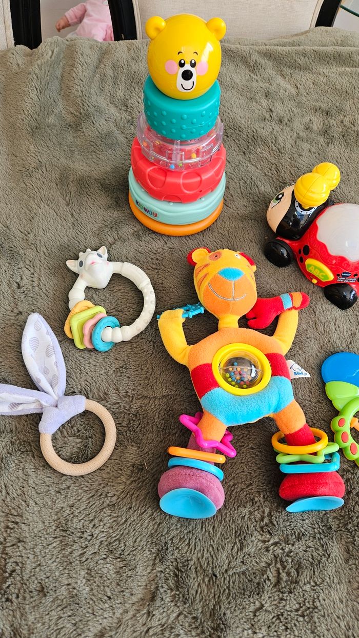 Lot jouets d'éveil - photo numéro 2