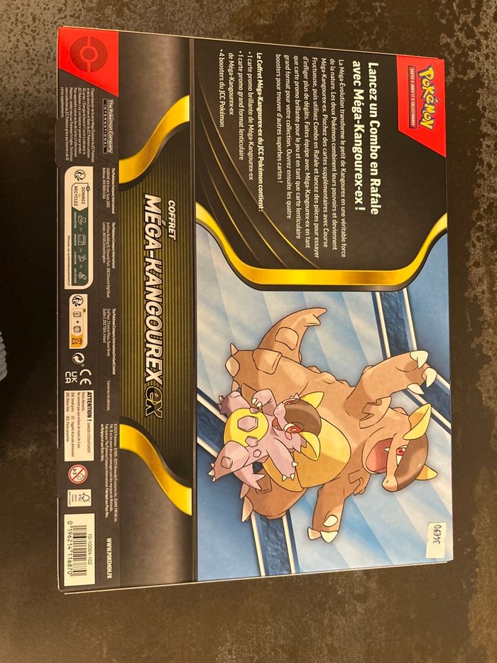 Box Pokémon neuve - photo numéro 2