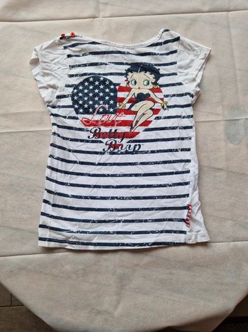 Tee-shirt" betty boop"