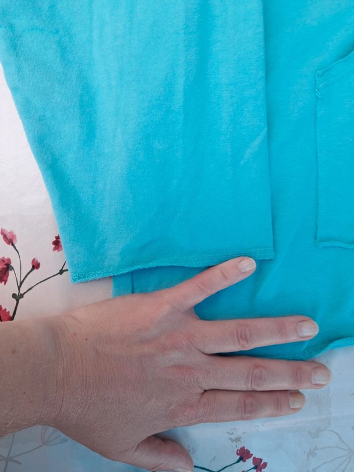 Jolie et légère veste à capuche en coton bleu clair avec fermeture eclair - T 42/44 - Made in Italy - photo numéro 6