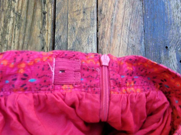 Superbe jupe velours colorée DPAM (Du Pareil Au Même), fuchsia, taille 5 ans - photo numéro 5