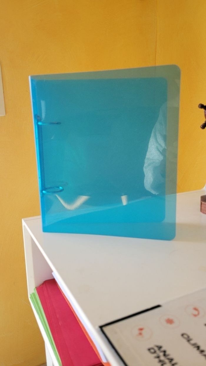 Lots de fournitures scolaires - photo numéro 2