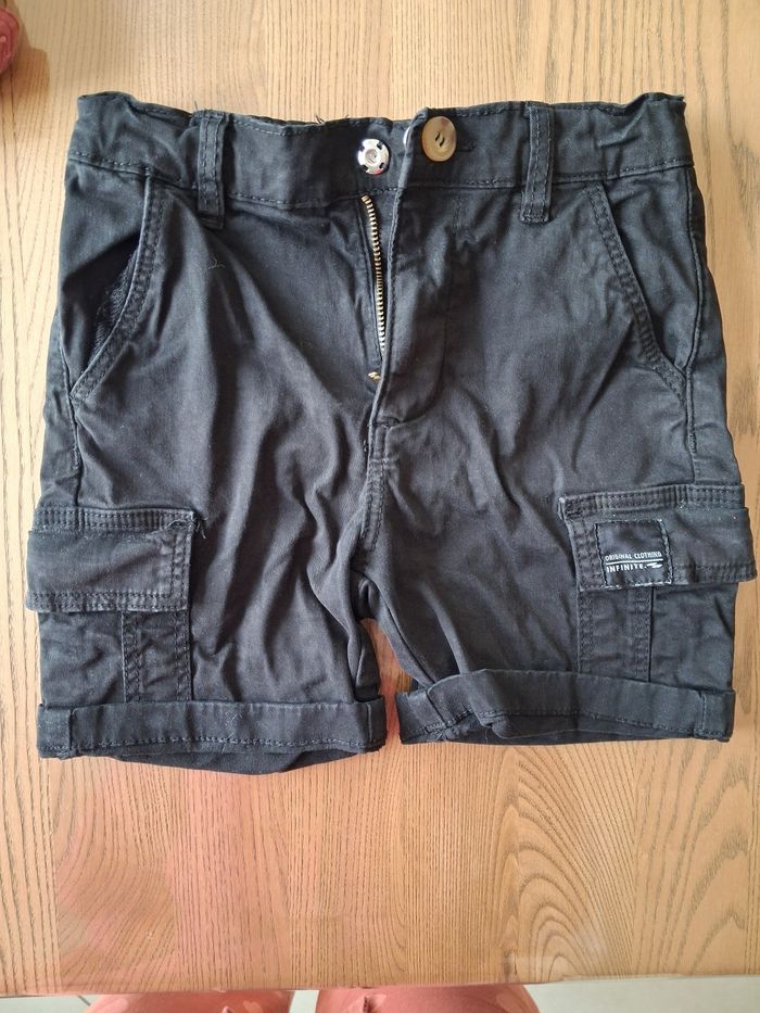 Lot 3 Shorts