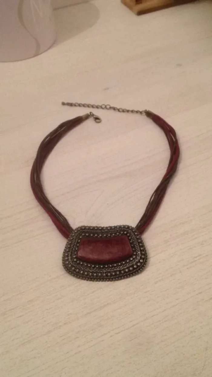 Collier