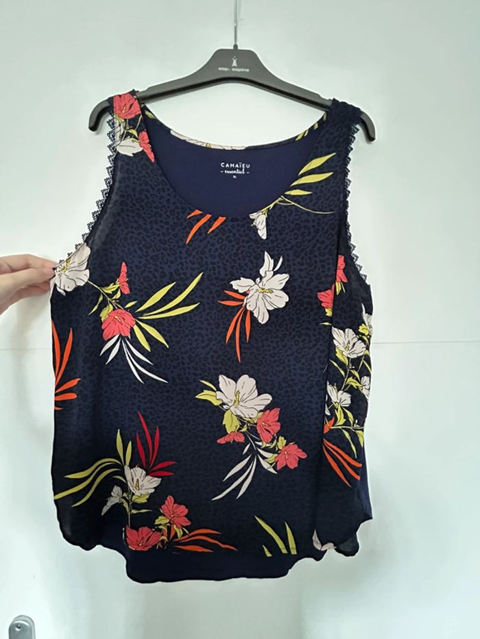 Débardeur fleuri