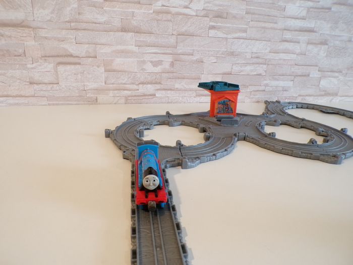 Circuit de train Thomas et ses amis (89) - photo numéro 2