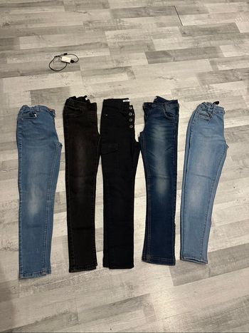 Lot de jeans