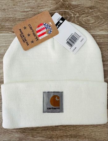 Bonnnet carhartt blanc neuf 