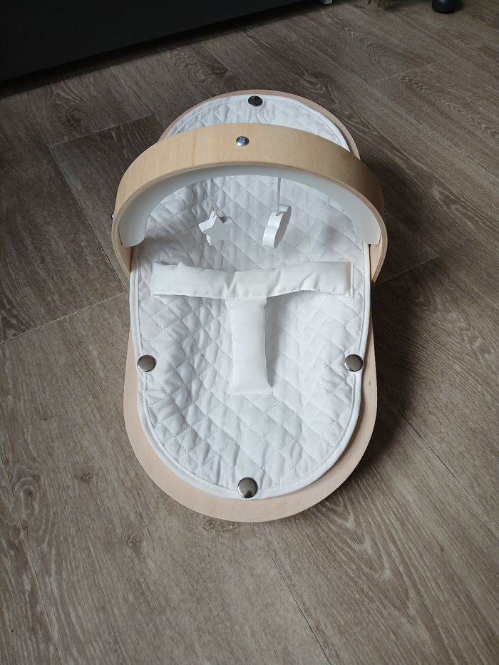 Jouet transat poupon vertbaudet en bois - photo numéro 2