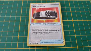 135/172 Carte Pokémon Ceinture Choix peu co reverse Epée Bouclier EB09 Stars Etincelantes #B10