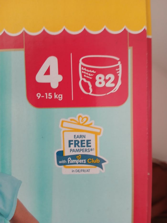 82 pants pampers premium t4 - photo numéro 2