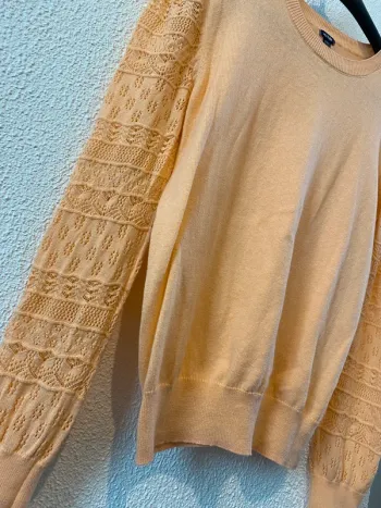 Pull dentelle