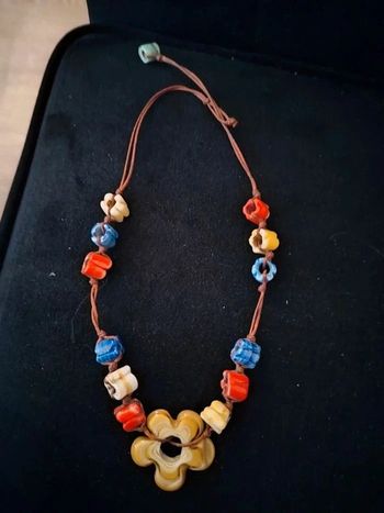 Collier perles pierre céramique