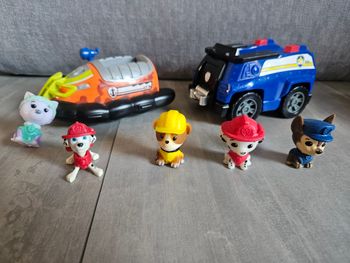 Lot pat patrouille figurines et leur véhicules
